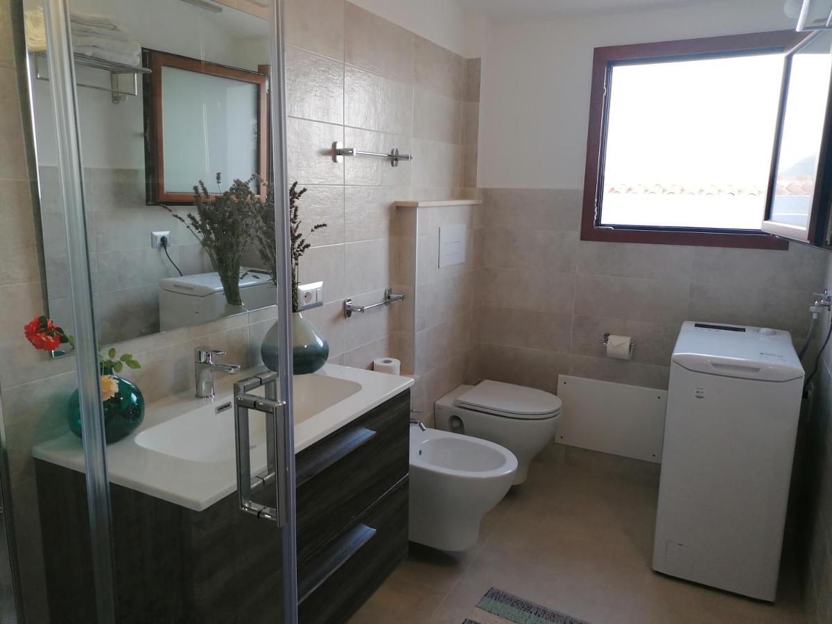 Blue Trane Appartement Cala Gonone Buitenkant foto