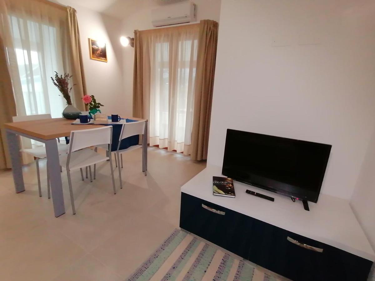 Blue Trane Appartement Cala Gonone Buitenkant foto