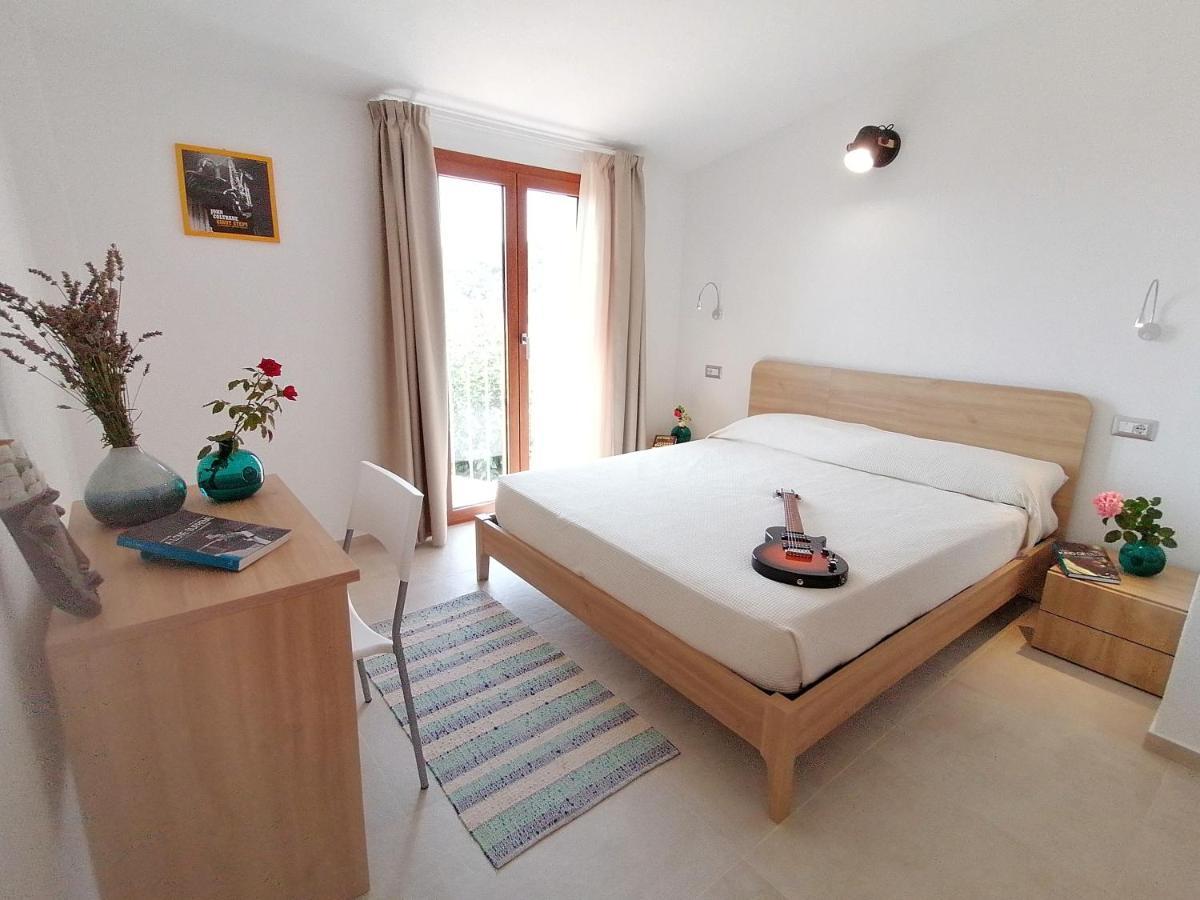 Blue Trane Appartement Cala Gonone Buitenkant foto
